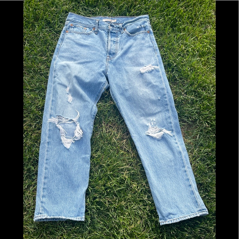 Levi’s wedgie straight blue jeans size 29